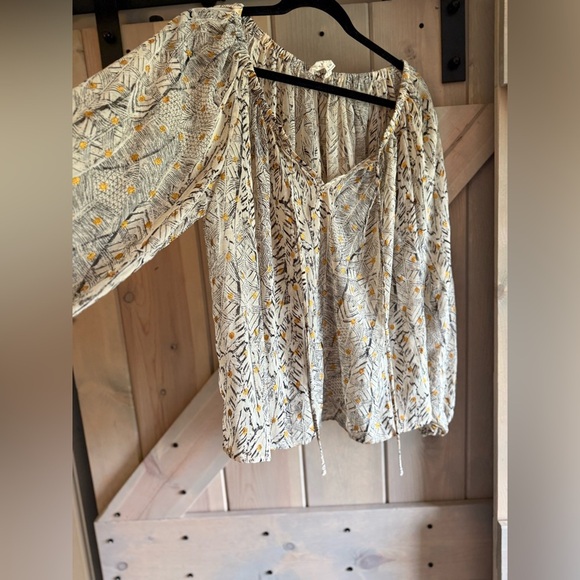 Lovestitch Feather Design Blouse with Gold Highlights - Picture 2 of 6